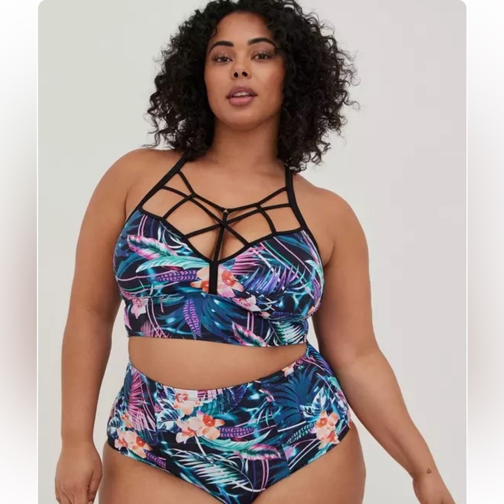 NWOT Set! Torrid sz 2 Dreamy Tropical Palm Wireless Cage Top Bottoms‎ 2X